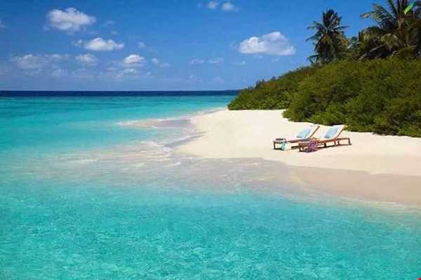 جزیره لوکس باآتول در مالدیو