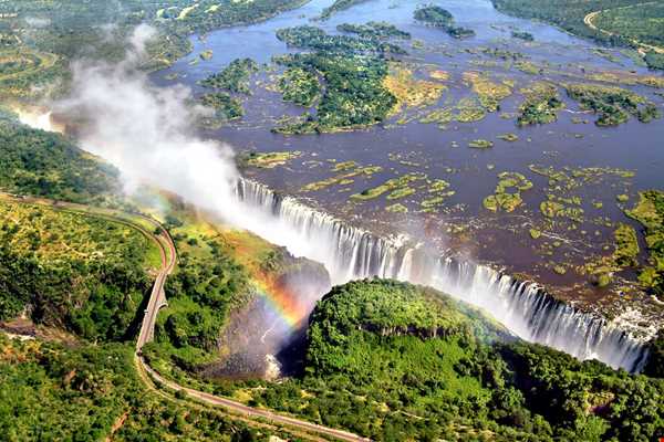دریاچه و آبشار ویکتوریا از عجایب شگفت‌انگیز آفریقا