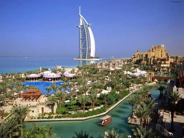 افزایش 18 درصدی گردشگران ابوظبی در سال 2015