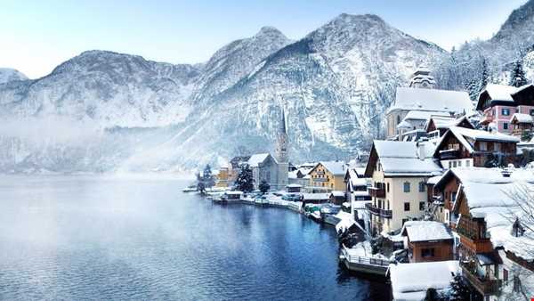 دهکده زیبای هال استات اتریش