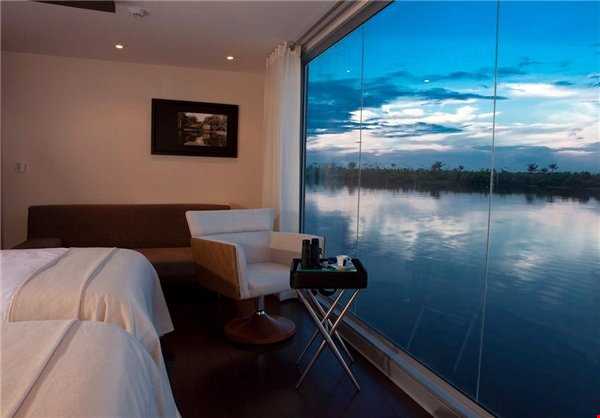 هتلی بر روی آبهای آمازون