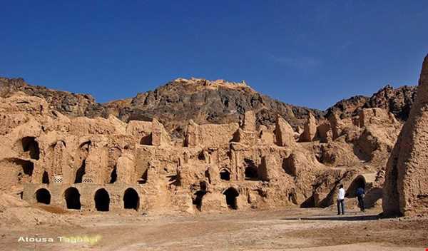 کوه خواجه سیستان با معماری شگفت انگیز
