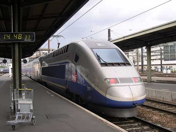 قطار سریع‌السیر TGV ، سامانه قطار پُرسرعت فرانسه
