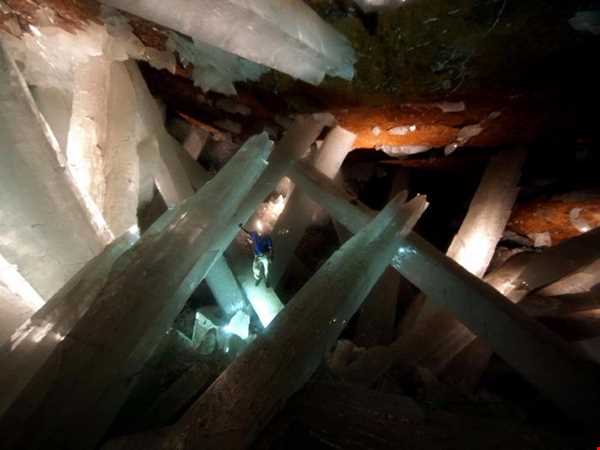غار کریستال‌ها