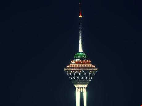 برج میلاد نمادی از هنر معماری ایرانی