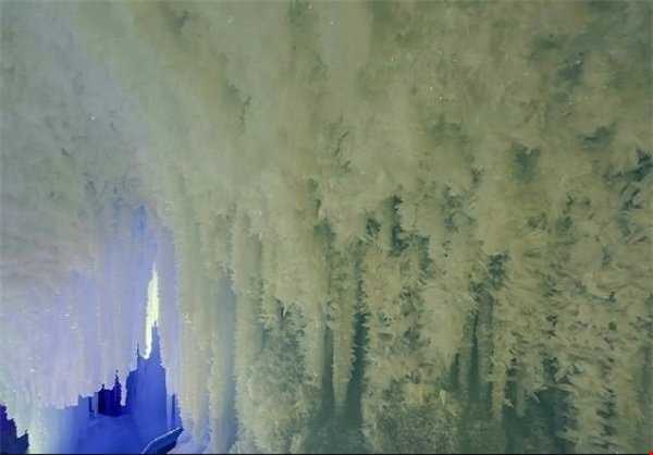 زیباترین غار یخی جهان