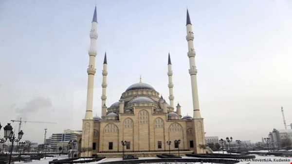 بزرگترین مسجد و مرکز اسلامی