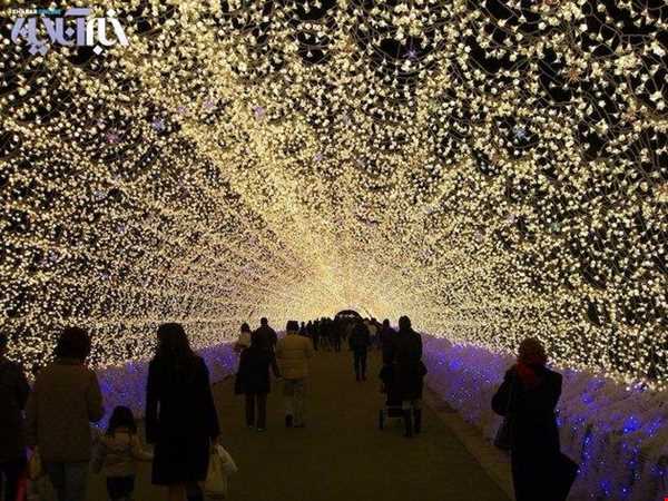 تونل نور در ژاپن
