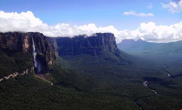 آنجل ، بلند‌ترین آبشار دنیا