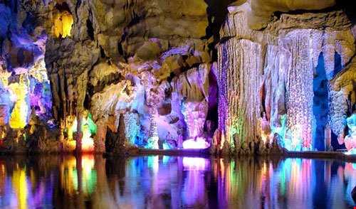 زیباترین غار آهکی جهان