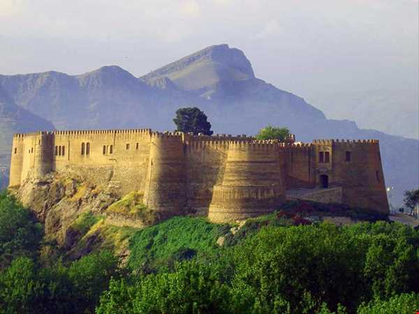 یکی از بناهای تاریخی و باستانی استان کردستان
