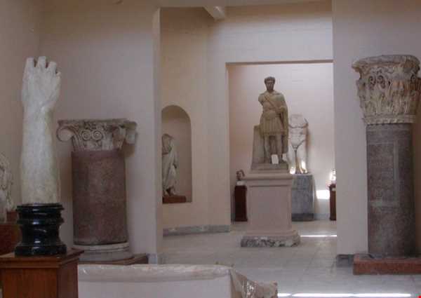 آشنایی با موزه رومی