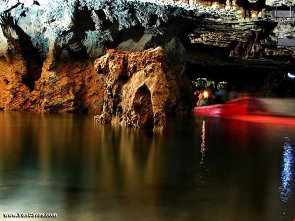 حمل باکتری توسط گردشگران موجب برهم ریختن اکوسیستم غارها می‌شود