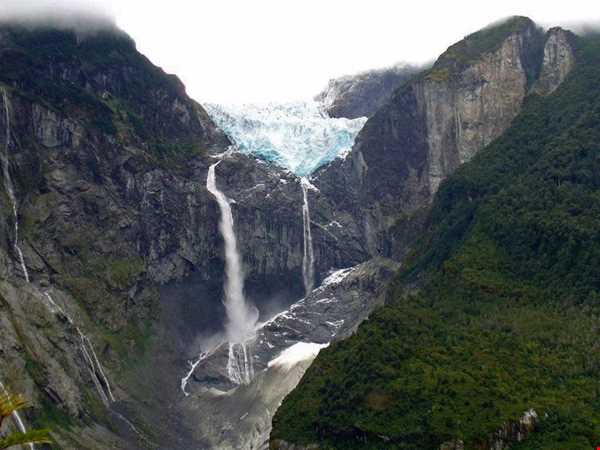 معروف‌ترین آبشار نیوزیلند
