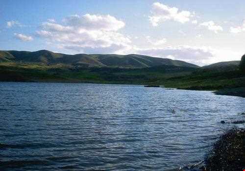 دریاچه سد قشلاق