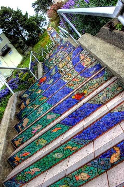 راه پله های کاشی‌کاری شده‌ی سان‌فرانسیسکو، آمریکا
