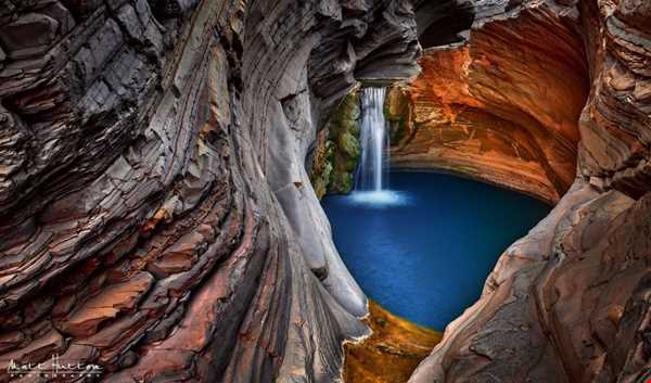 استخر طبیعی و عجیب در پارک ملی کاریجینی در غرب کشور استرالیا