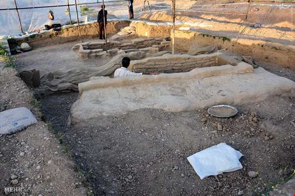 کشف گورستان 7 هزار ساله در بهبهان