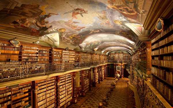 زیباترین کتابخانه جهان در پراگ