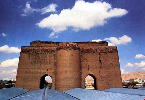 بنای تاریخی ارگ علیشاه