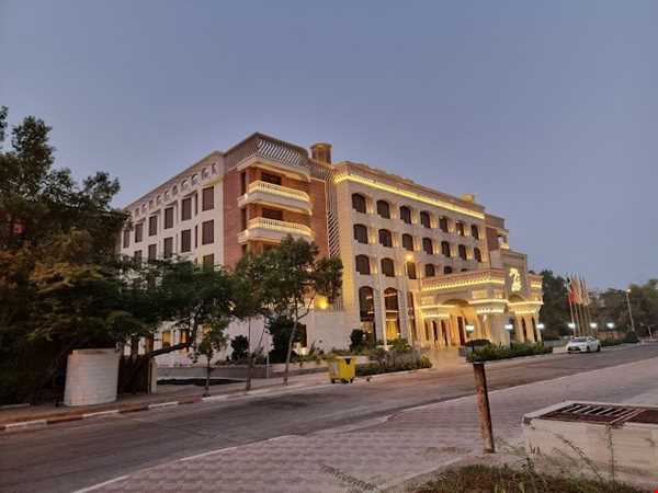 هتل‌های مرکز شهر کیش و نزدیک به کلوپ‌های تفریحی جزیره
