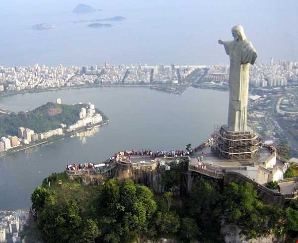 مجسمه حضرت مسیح برزیل، یکی از عجایب هفتگانه