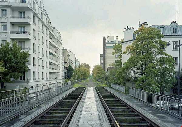 خط ریلی 160 ساله و متروکه پاریس