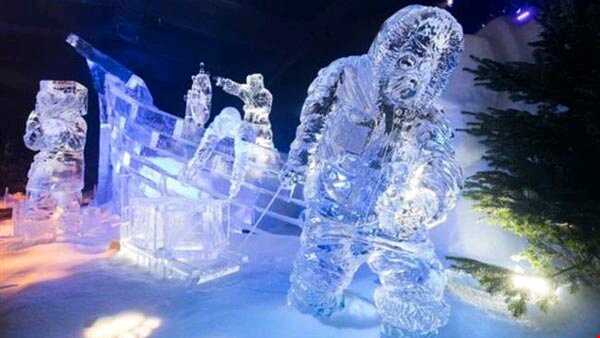 جشنواره زمستانی لندن با مجسمه‌های یخی و برفی