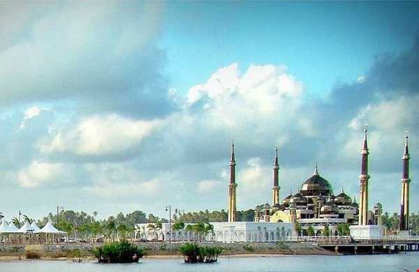 مسجدی از جنس کریستال....
