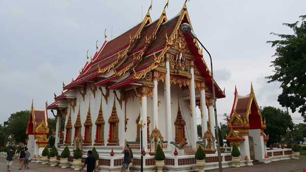 معبد Wat Chalong