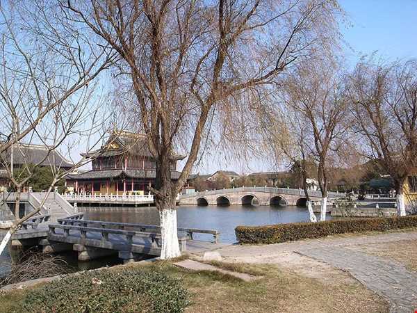 معروف‌ترین شهر آبی چین