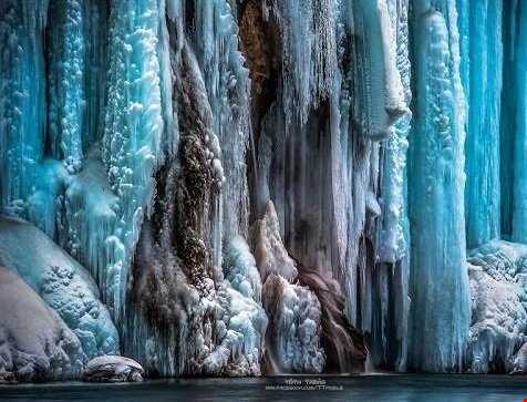 دنیای زیبای آبشارهای یخ زده