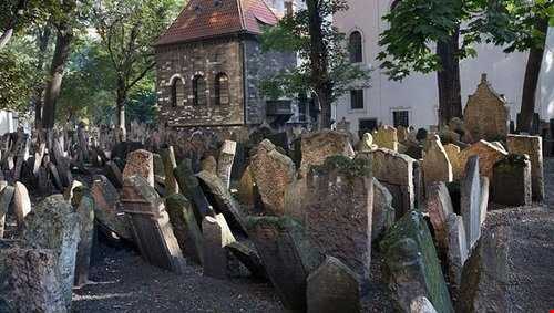 قبرستان چند لایه یهودیان