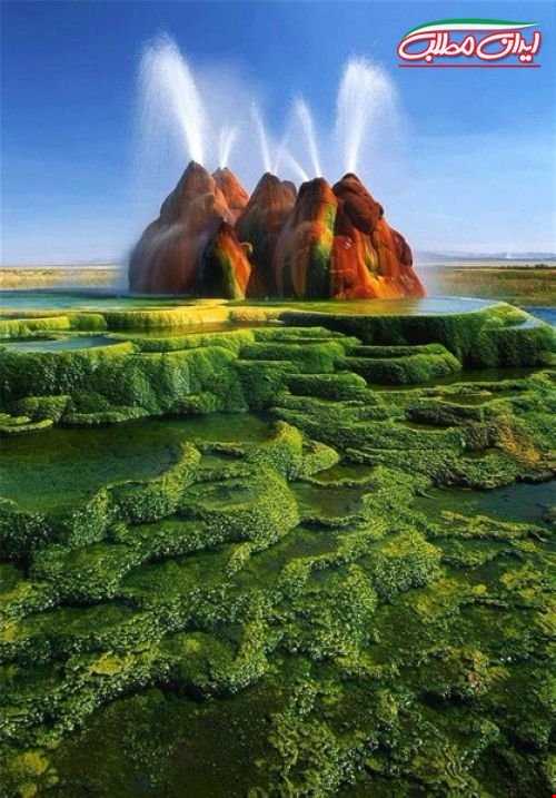 چشمه جوشان آب گرم در در ایالت نوادا