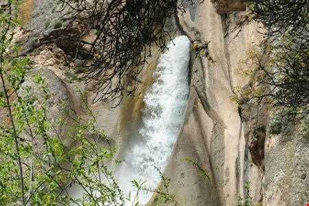آبشار شاهاندشت