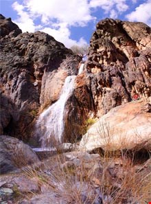 tameh waterfall