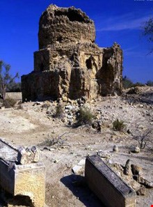 گورستان تاریخی  روستای تم سنیتی