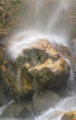 Tang-e Mo Waterfall