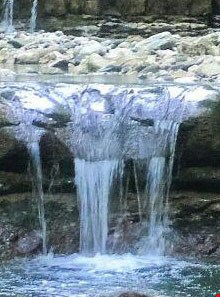 آبشار کوه سر