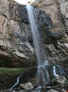 Khor Waterfall ( Khur Waterfall )